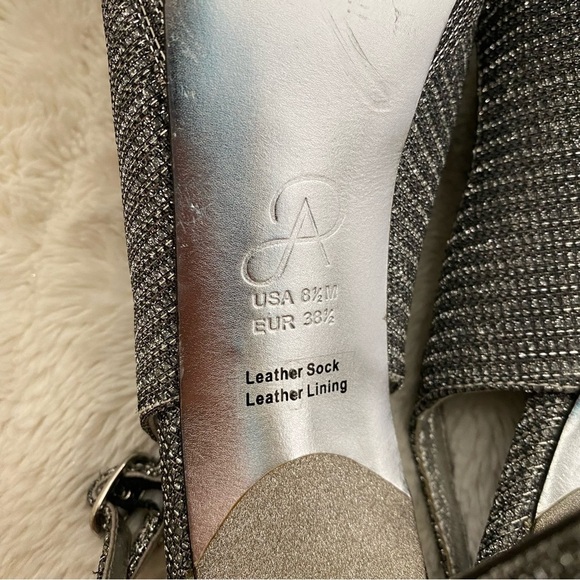 Adrianna Papell Silver Peep Toe Ankle Strap Formal Elegant Heels Size 8.5 - Picture 13 of 15